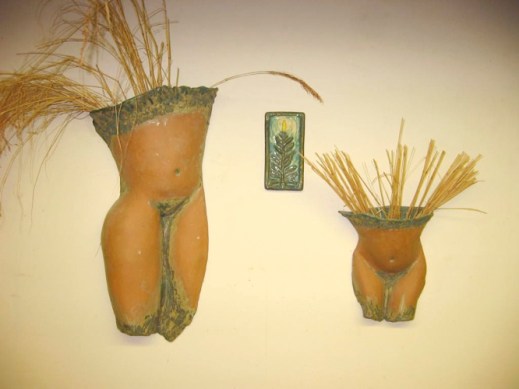 wall sculptures_figures
